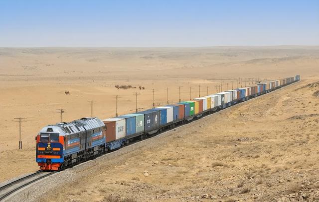 美国得逞了？蒙古煤炭停供中国，转投日韩？结果蒙古果断反悔了