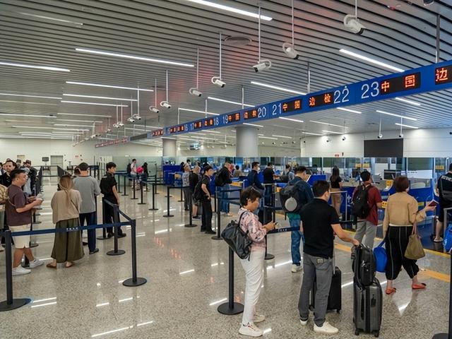 请 4 休 9！端午拼假爆火，打工人解锁初夏超长旅行