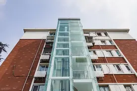 一楼不同意加装电梯并阻碍施工，被四至六楼业主诉讼，如何判决？图片