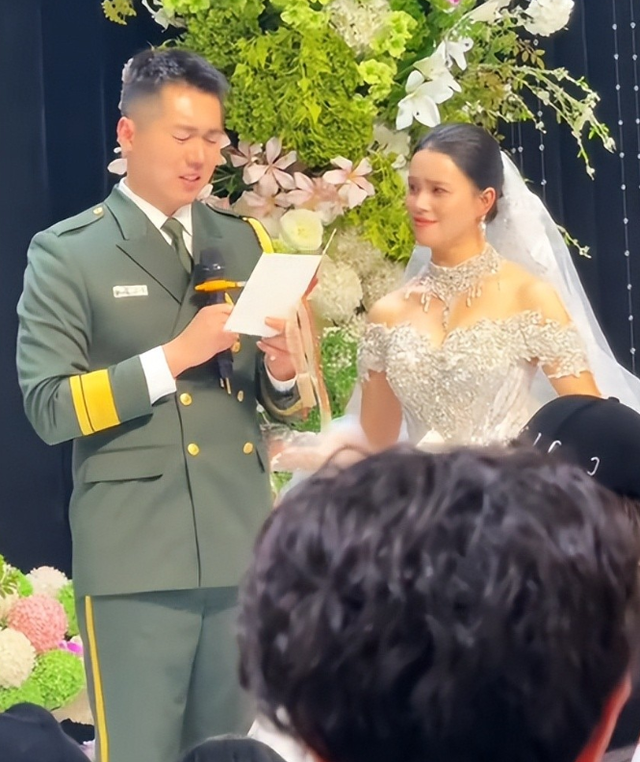 张自轩婚礼现场，新娘很强势两次拒绝他的亲密动作	，岳父实力不菲