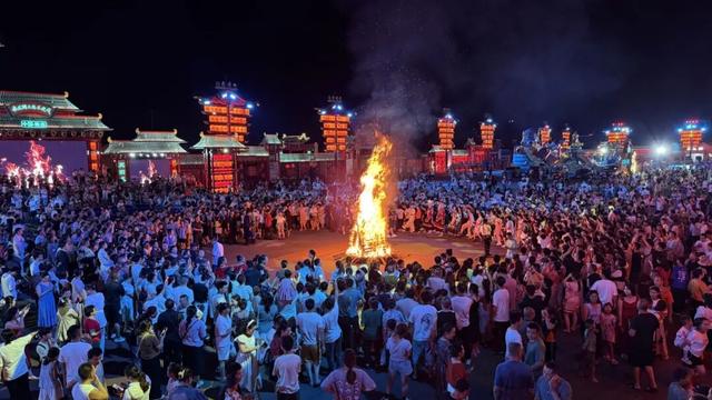 国庆中秋嗨翻7天！南丝绸之路不夜城超全游玩攻略来了