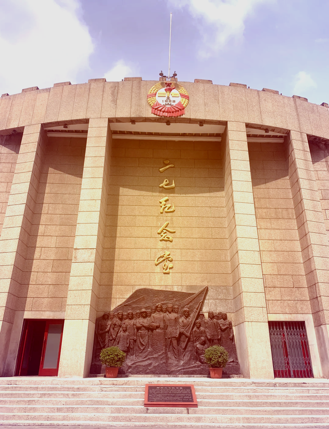我是北京人，去了趟河南郑州	，实在忍不住想说：对郑州的6点印象