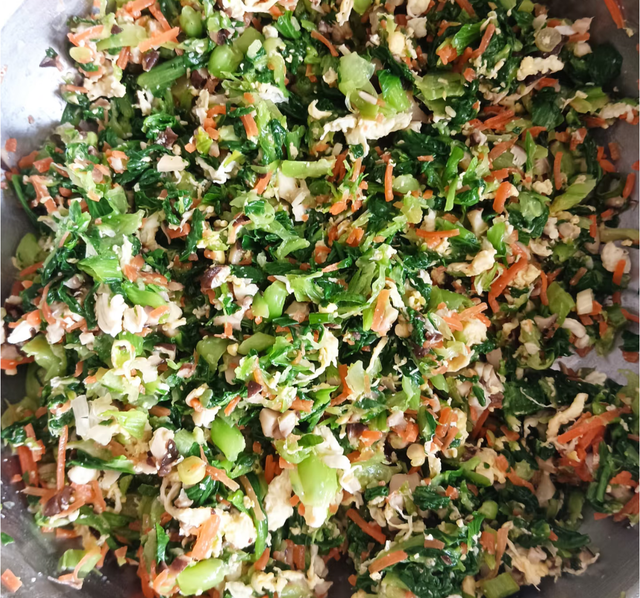 入秋后多给孩子吃这馅饺子,益肝明目,补钙补铁,几块钱成本