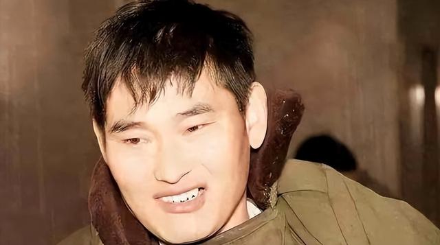 心比天高！离开大衣哥儿子后，陈亚男至今没醒悟，再婚要求离谱