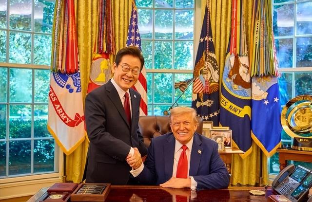 韩国遭遇奇耻大辱！李在明没想到，特朗普直接动手，不给他这个韩国总统，留一点情面