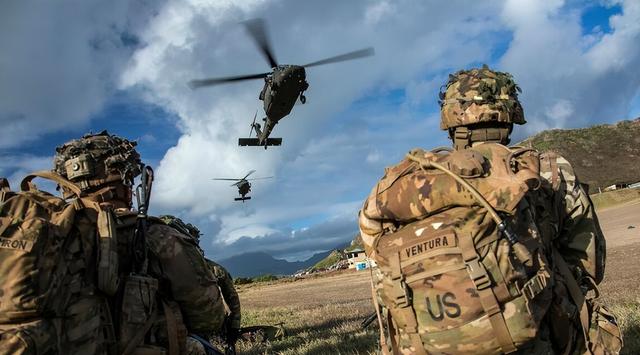 美军开始报复！100枚导弹从天而降，英法德俄为何一言不发？