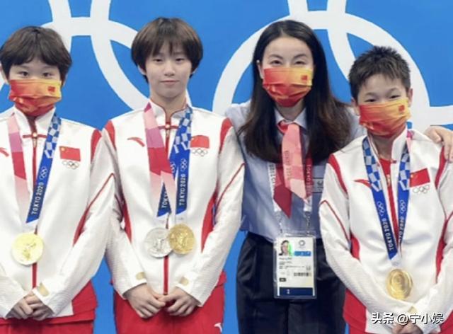 郭晶晶说对了！全红婵家别墅封顶，令人不适的事发生，还不止一件