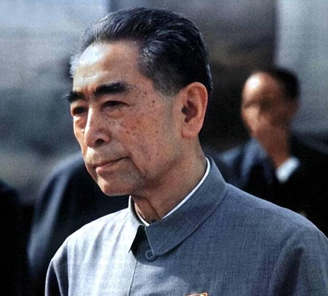 八宝山公墓中，受祭拜最多的是谁？81号墓安葬着谁？无名墓碑是谁