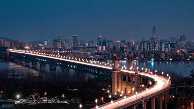 江南行 风光美 作者 张德富