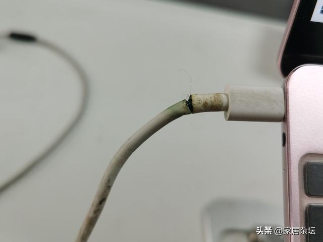 看完破防了：这6个“故意缩短使用寿命的设计”，每天用却不知道