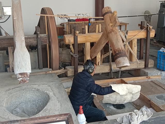 寻纸泾县：在中国宣纸文化园触摸“千年寿纸”的脉搏