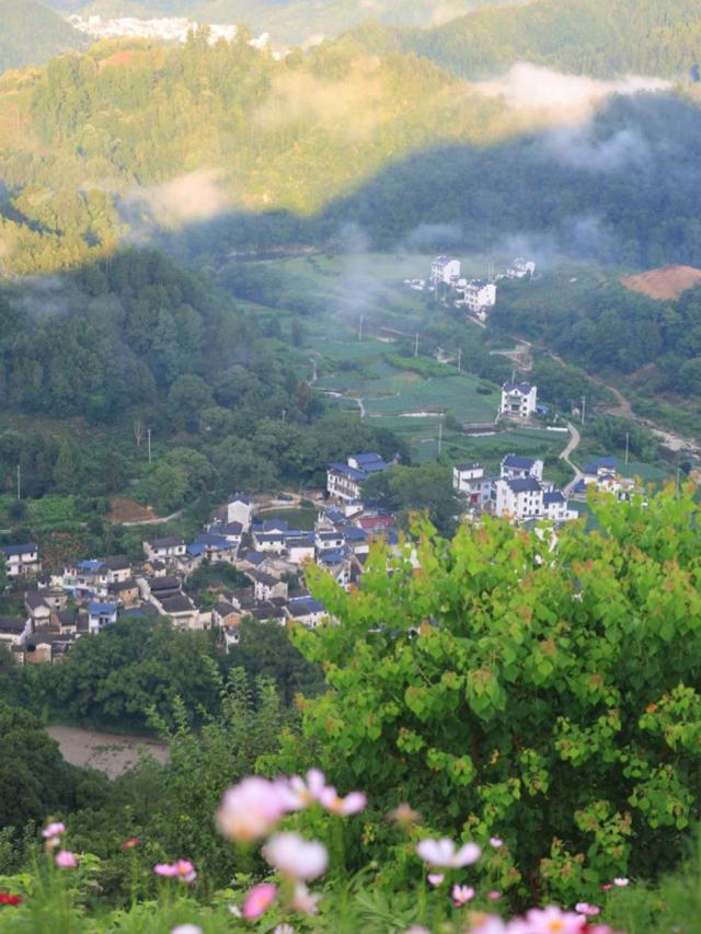 和老伴去安徽歙县住了一个月，我实话实说：跟想象中完全不一样