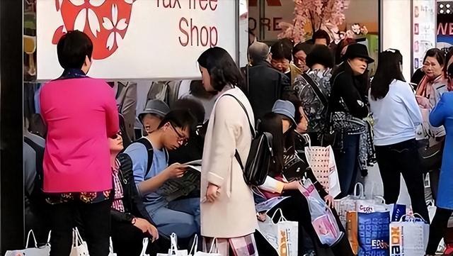 好言难劝该死的鬼？赴日旅游警示下，执意飞日本的国人到底图啥