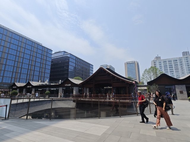 中央定调重磅！国家出手中国房地产纳入民生项目，买房时代来了！