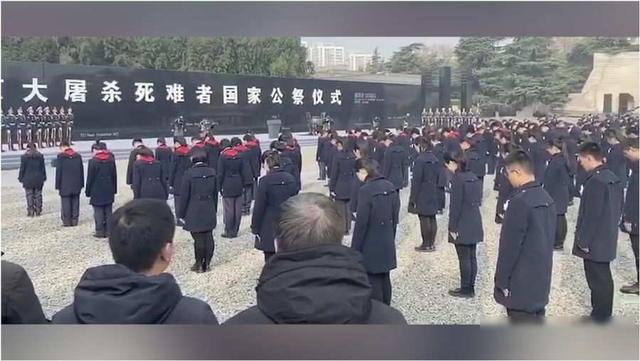 警报长鸣，神社叩首，历史倒影何处寻？