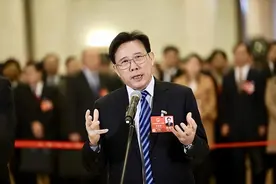 湖南娄底邵阳岳阳的3个县太厉害了，每个走出一群富豪，涟源无敌图片