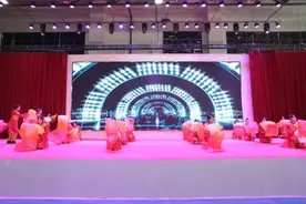 家校+校企双联动！这场家长开放日暨招聘会超有料~图片