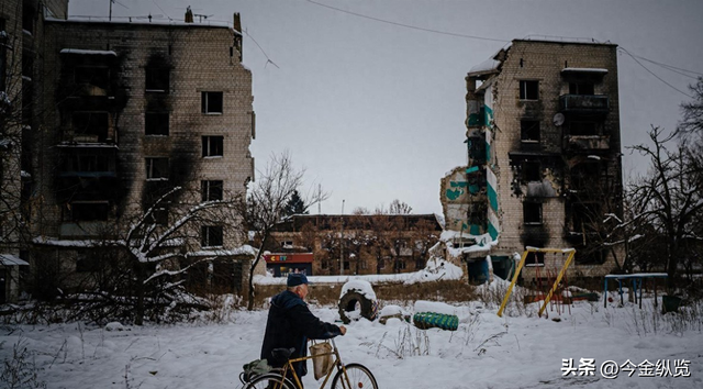 乌克兰绝境逆转！美国3亿方天然气与波兰信贷，过冬危机迎新转机