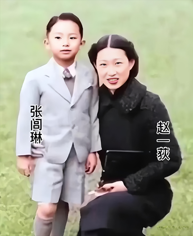 张学良痴迷一生的赵一荻有多美？16岁时在香山留影，美若天仙！