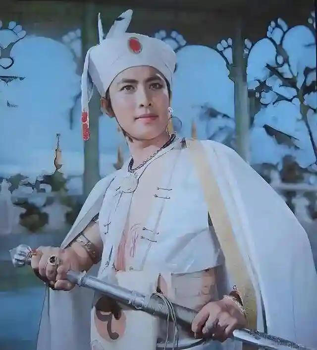 73岁晚节难保，如今又上综艺捞金的唐国强，再多名利可能都救不了