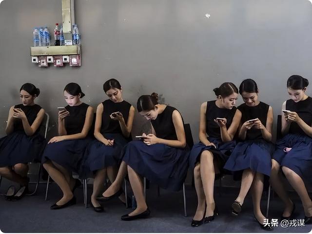 美国人的“断网自由”竟要付费！100美元换404号码，逃离算法PUA