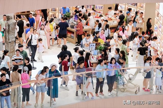 冰雪+书香+剧场：鹏城三大新地标书写大湾区文化自信