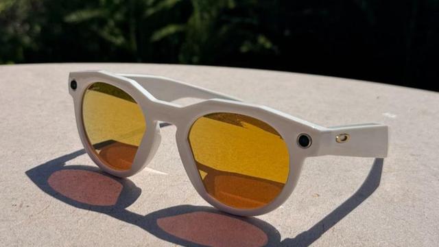Meta × Oakley 联名炸场！499刀的AI智能眼镜到底有多能打？
