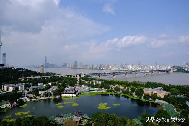 武汉凭啥与巴黎、威尼斯并肩？世界最美城市称号背后是座江湖史诗