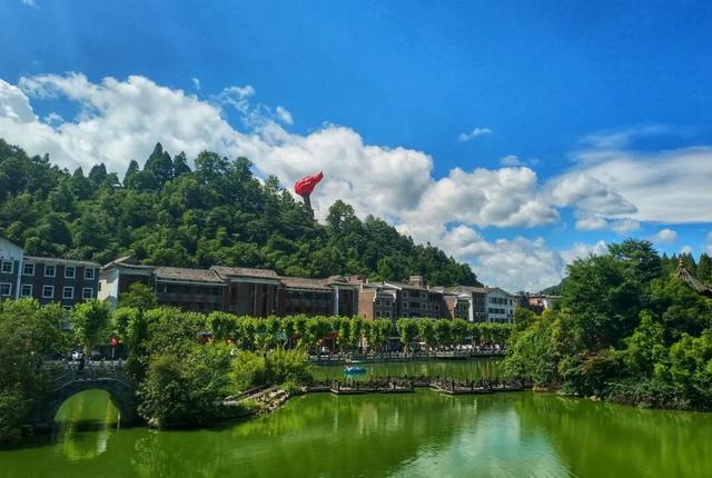 去了一个很卷的城市，景点多到逛不完，太适合反向出游了！
