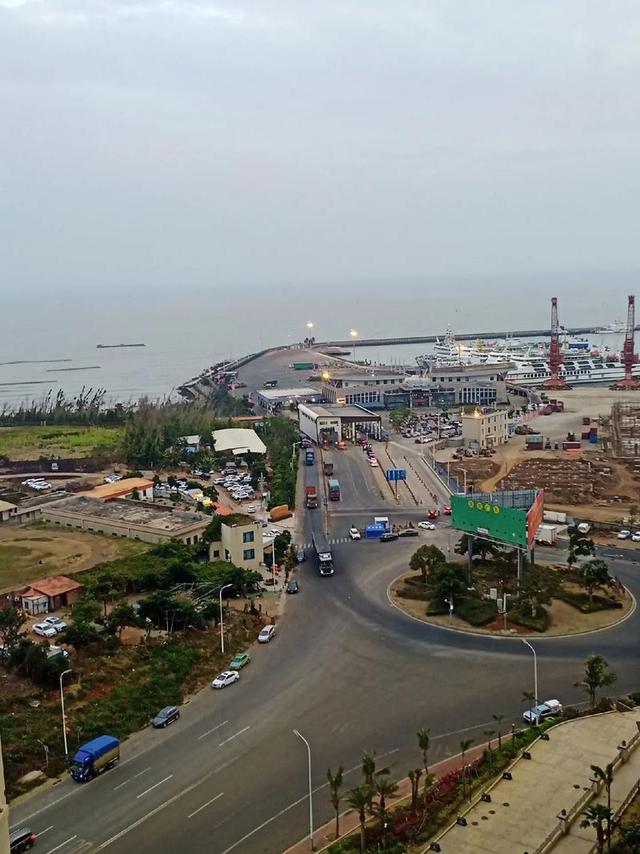 纵贯粤桂湘鄂豫晋冀蒙8省区的207国道