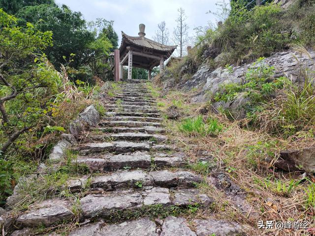 中雁荡山，无意中完成一次徒步穿越，绝望中遇到好心的公交车师傅