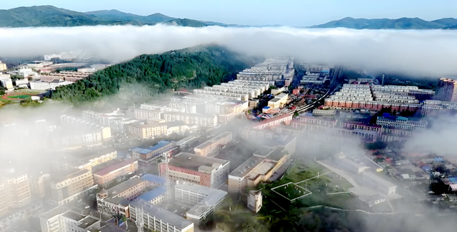 安图云海：天地泼墨，仙踪几缕