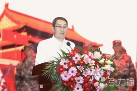900余名好男儿光荣入伍 苏州举行欢送新兵仪式图片