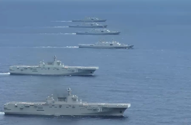 湖北舰入列 专家：中国军工爆发