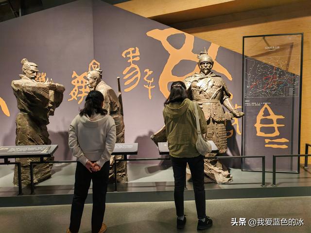 参观保定市博物馆，看到这个展厅，就觉得这个博物馆档次不够高