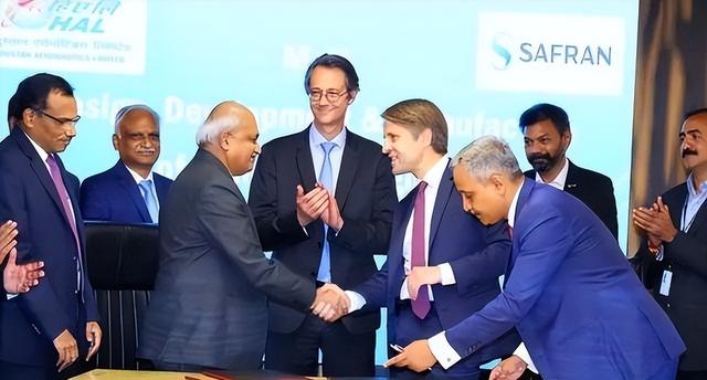 绝不向中国低头！宁愿裁员9000人公司破产，也不接受中国的帮助？