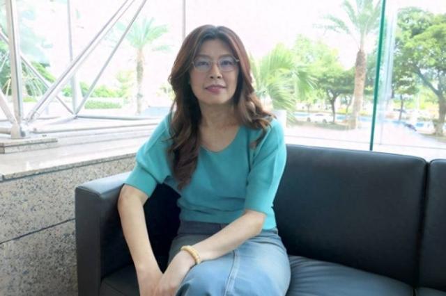 “第二个洪秀柱”浮出水面？郑丽文参选国民党主席，如她当选，两岸统一时刻就要到了？