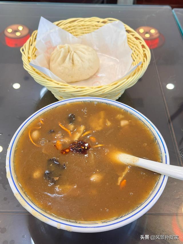 南昌地铁.更新天地，美食丰富！