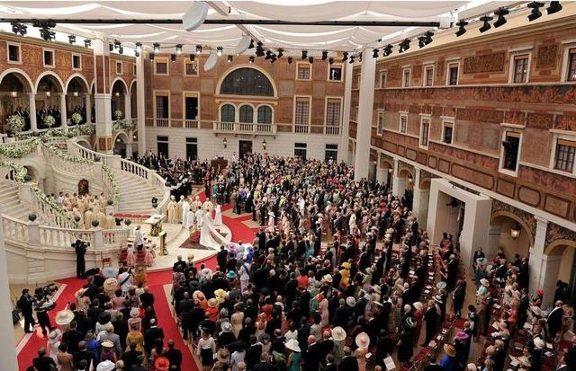 全球最富有王室的豪华住宅大揭秘