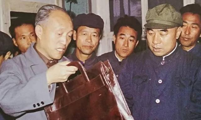他是原河北省委书记，离任时提出三个理由，反对程维高当省委书记