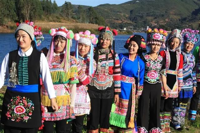 不止北上广深，为何这个小城市也吸引上万外国人定居？