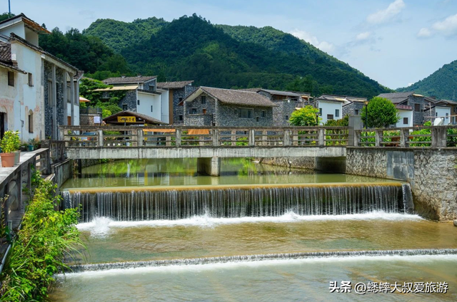 “900岁”杭州山村，秋日绝美如画，可享受顶级大师设计审美！