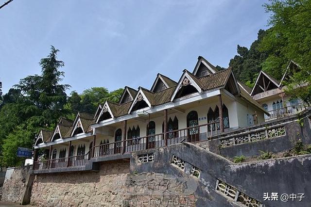 30元泡温泉！云南这村把“澡堂”做成金矿！