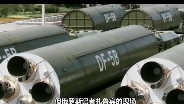 九三阅兵过后，外国人反复研究这个画面，搞不懂是怎么做到的