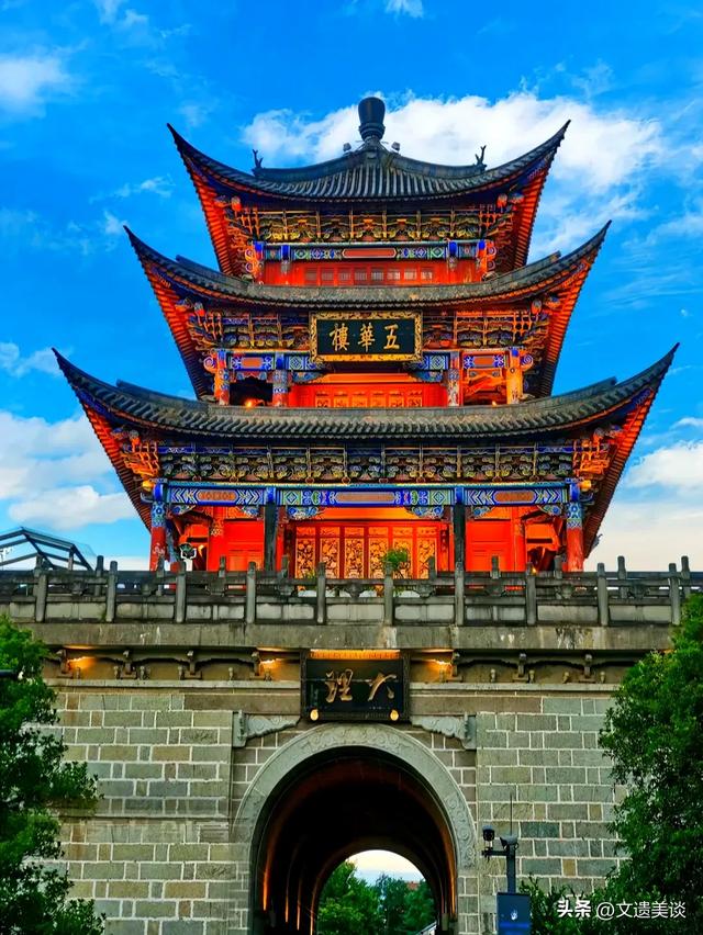 “风花雪月之都“大理,坐拥三个国家历史文化名城,全国独此一城