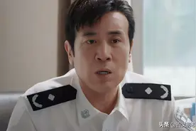 我是刑警：老毛病又犯了？6人警衔不合理，肖庆东至少是二级警督图片