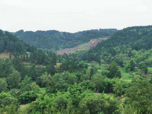 到四川省乐至县旅游两天，见识了真正的人间烟火气