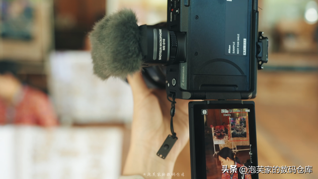1万3的入门电影机 就能拥有RED 尼康ZR体验 和FX3比你选谁呢？