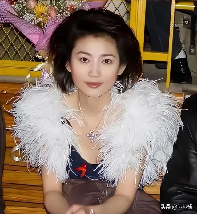 “余生好好走”，57岁央视主持王小丫，曾在病床上的留言引人泪目