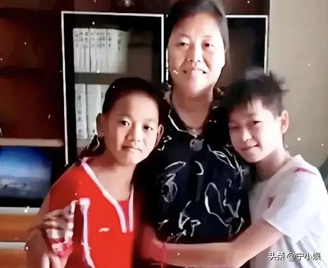 郭晶晶说对了！全红婵家别墅封顶，令人不适的事发生，还不止一件